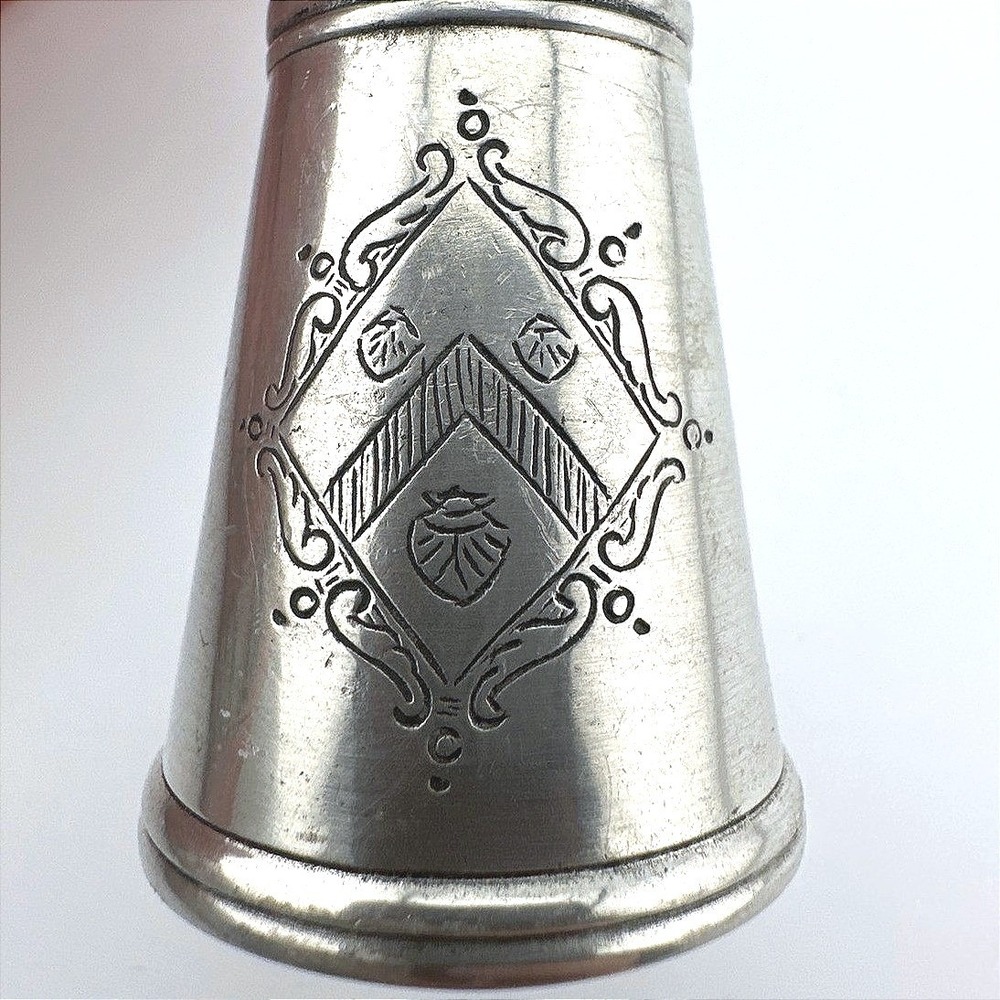 Vintage MMA Candle Snuffer Silver Pewter 1990 Engraved Heraldic Crest Handle - Picture 5 of 9